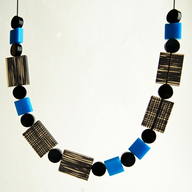 blue metro necklace 1