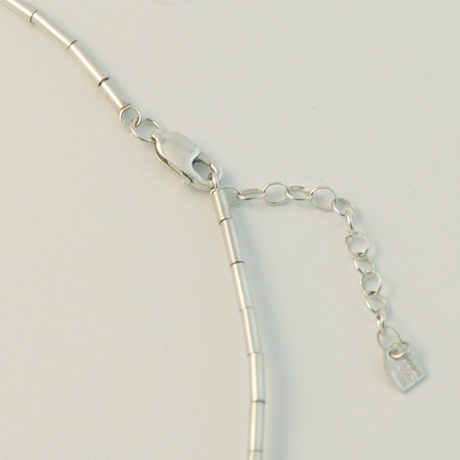 Black Small Short Fringe Necklace-Clasp detail