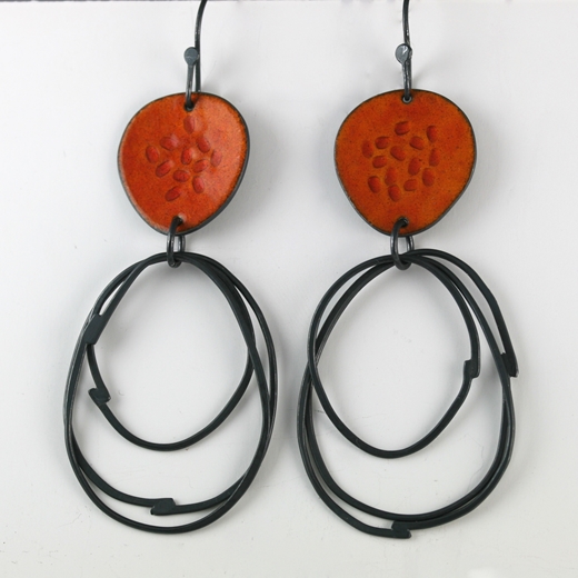 Flotsam earrings with loops, orange