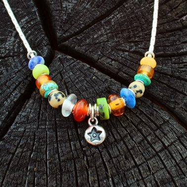 multi-coloured necklace no.6, 1