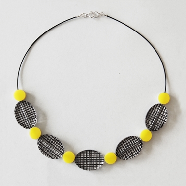 yellow spot colour necklace