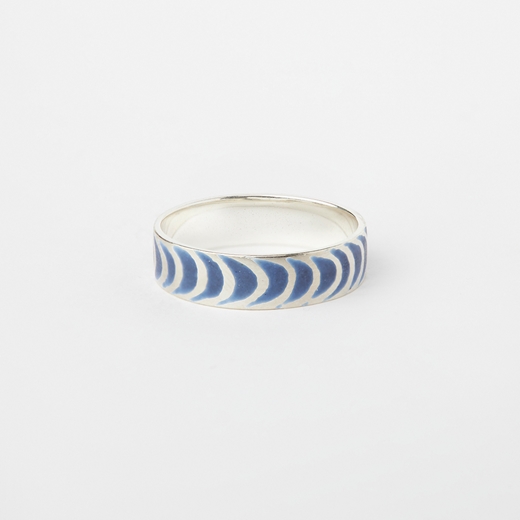 ‘Finesse’ Ring - side
