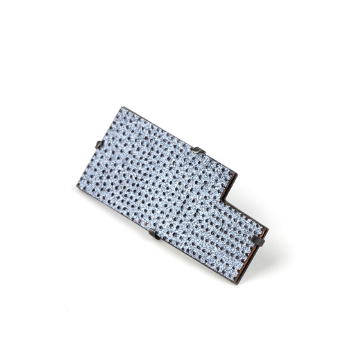 Field pin brooch - side