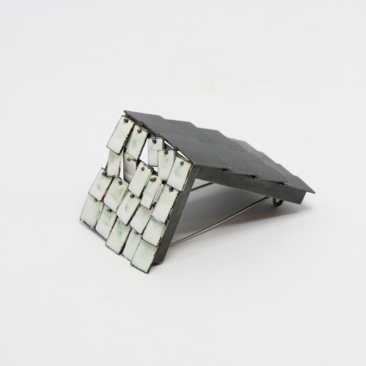Roof and White Wall Brooch - side view