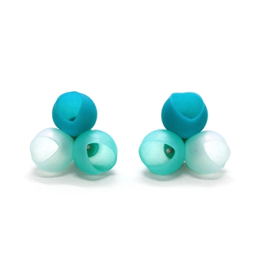 Sea Green 3 Cup studs - large