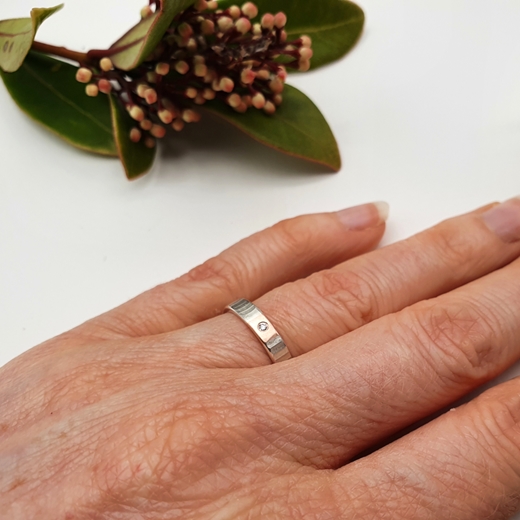 linear ring on hand