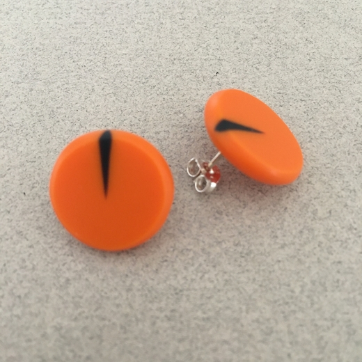 Orange studs reverse