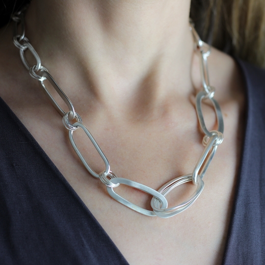Chunky oval link necklace	- worn