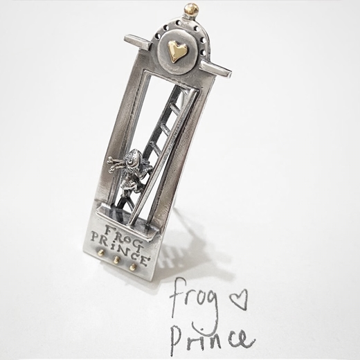 Frog Prince - side