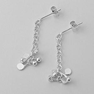Blossom daisy chain stud drop earrings by Fiona DeMarco