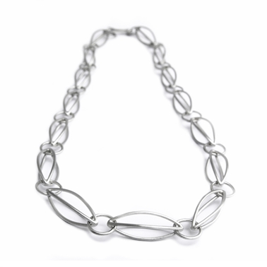 Acorn linear necklace