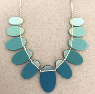 Ombré ovals necklace