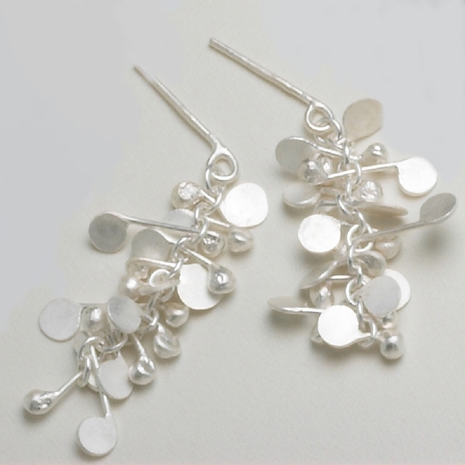Blossom wire stud earrings, satin