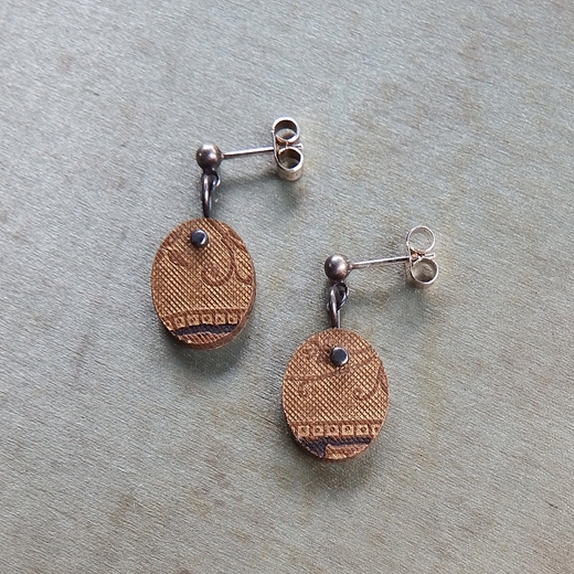 Brown and Gold Earrings Front 2