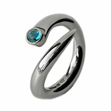 wiggly curving ring