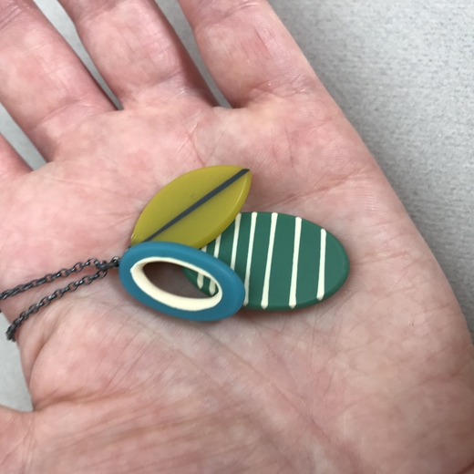 Cluster necklace