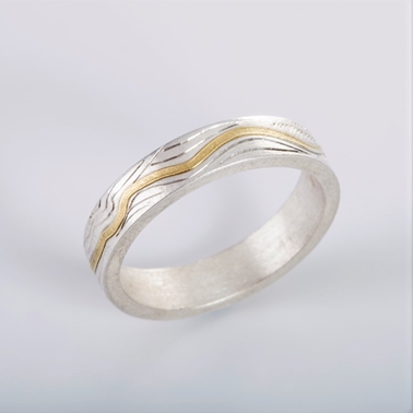 Contours Ring Silver and 18ct yellow gold - By Clara Breen