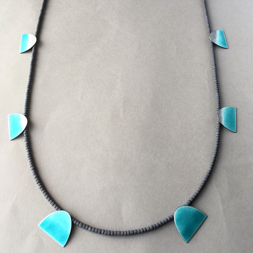 Deep turquoise eight shape necklace