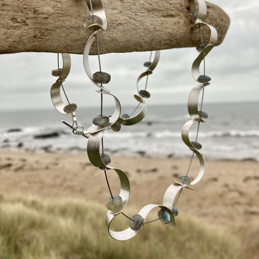 Driftwood Curve Necklace