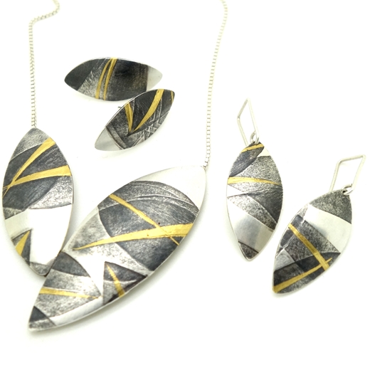 Layered leaves pendant and earrings