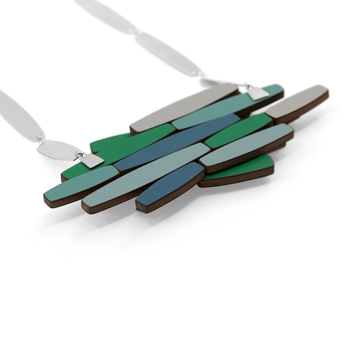 Tapered cluster necklace - formica detail