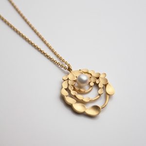 Floral Orbit Silver gold-plated Necklace with Pearl-1