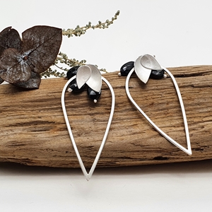 Fritillaria Petal Loop earrings
