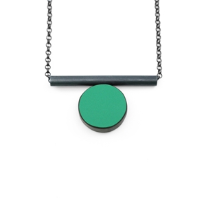 grass green tube necklace