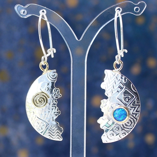 Halved round earrings, blue opal triplet, 4