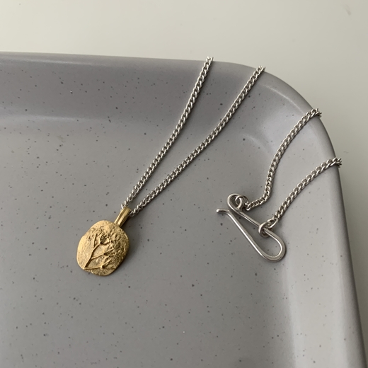 forget me not pendant gold