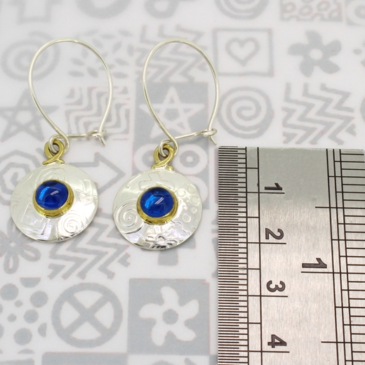 Round earrings, blue spinel, ruler 4