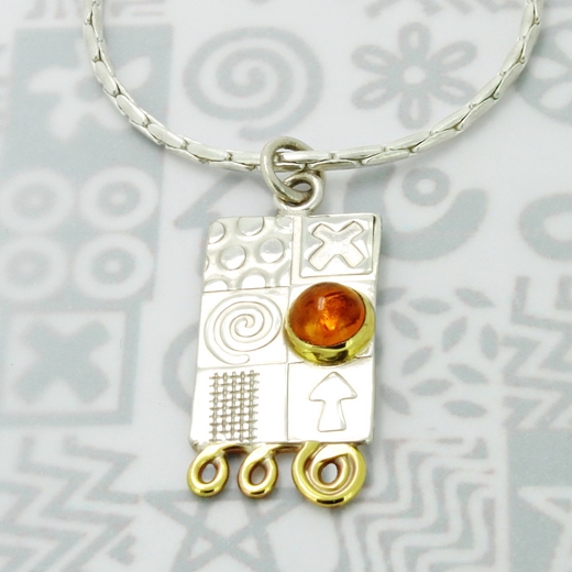 Asymmetrical pendant, amber, large, 4