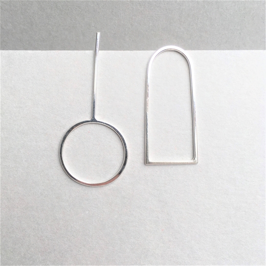 Arch and skillet earrings
