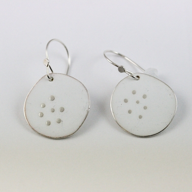 sealife earrings white
