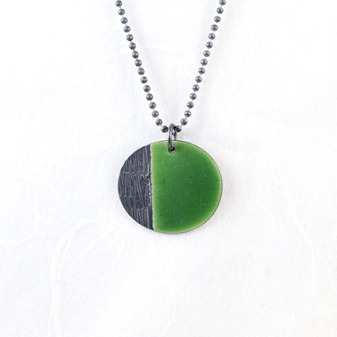 Island pendant, green