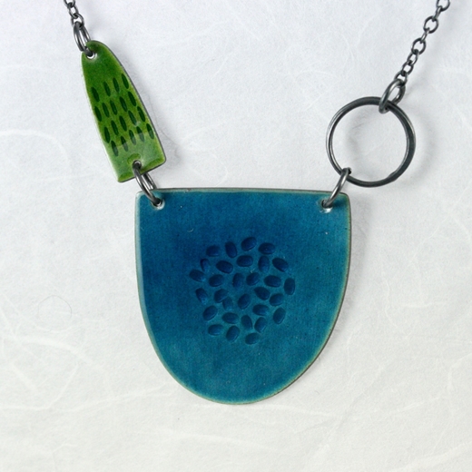 Tidal necklace