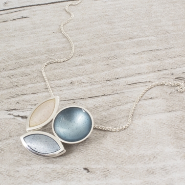 Simple Leaf Pendant - Ice, Pearl and Grey