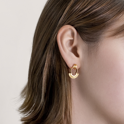 Lucky Sunray earrings, gold-plated silver by Clara Breen