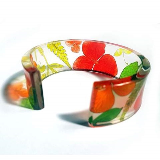 Meadow Floral 25mm Cuff (front open)