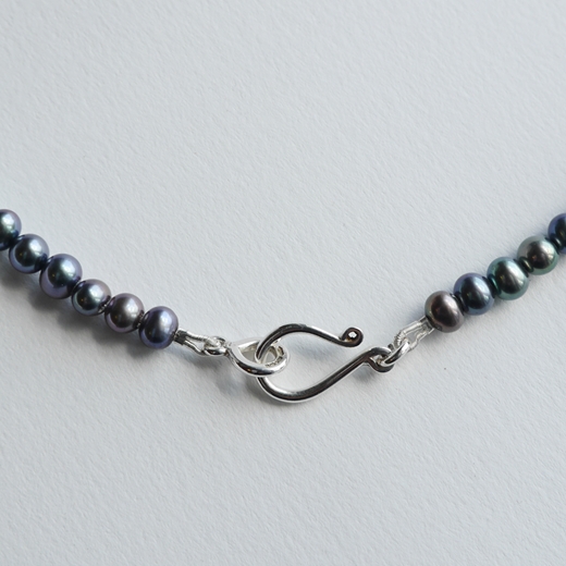 grey pearl teardrop necklace clasp
