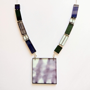 pale green cubist necklace 01