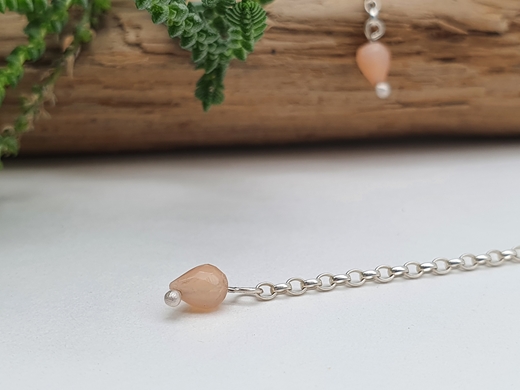 peach moonstone bead