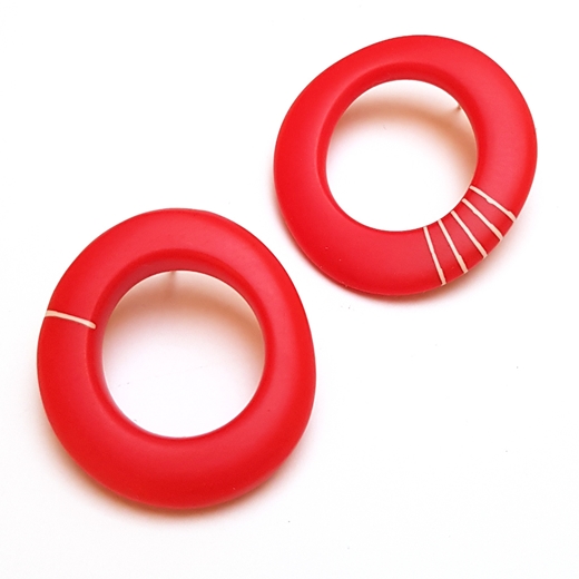 red resin mismatch hoops