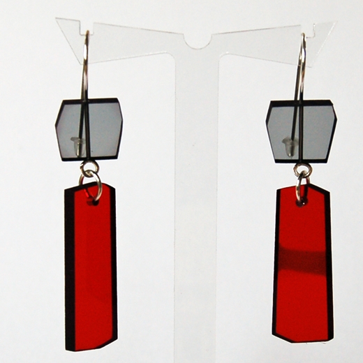 red shard earrings A002 detail