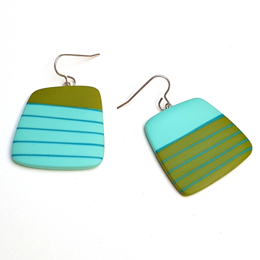 mismatch blue and green square resin drop earrings
