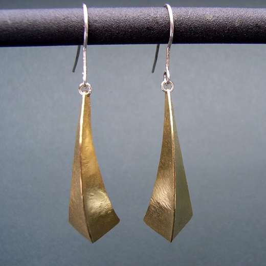 One fold brass earrings