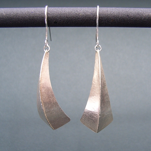 One fold silver earrings