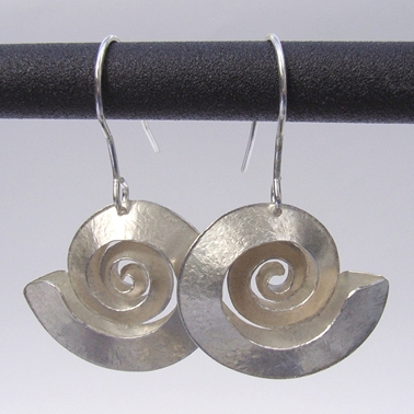 Swirl silver earrings