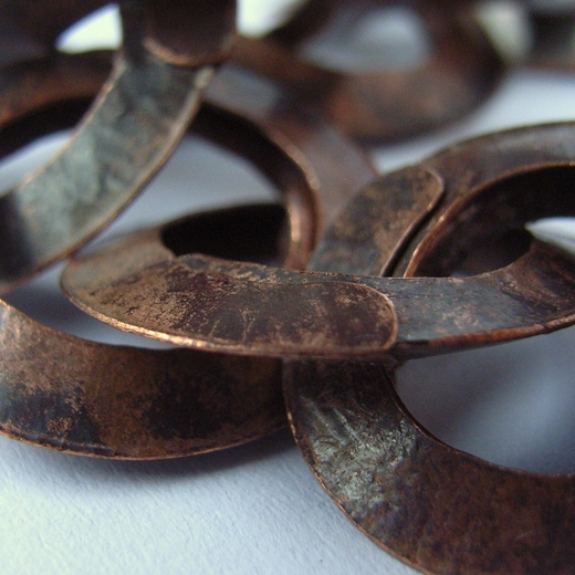 Detail copper small link chain bracelet
