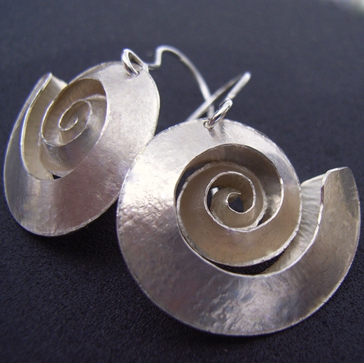Swirl siver earrings